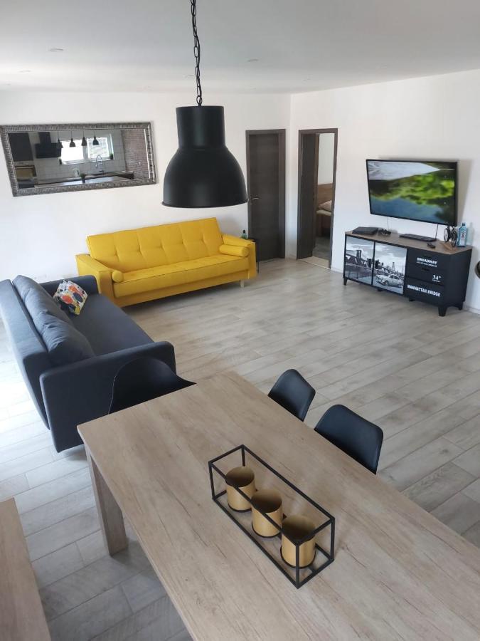 Apartmani Radic Rg Rogoznica  Exterior photo