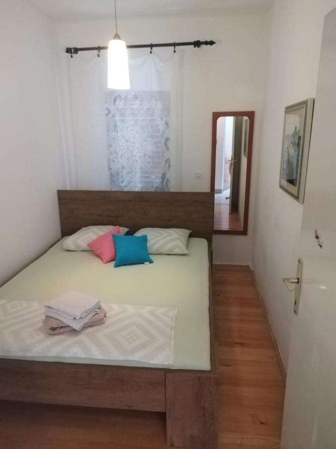 Apartmani Radic Rg Rogoznica  Exterior photo