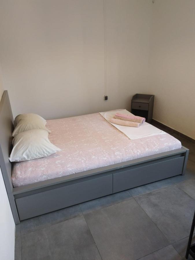 Apartmani Radic Rg Rogoznica  Exterior photo